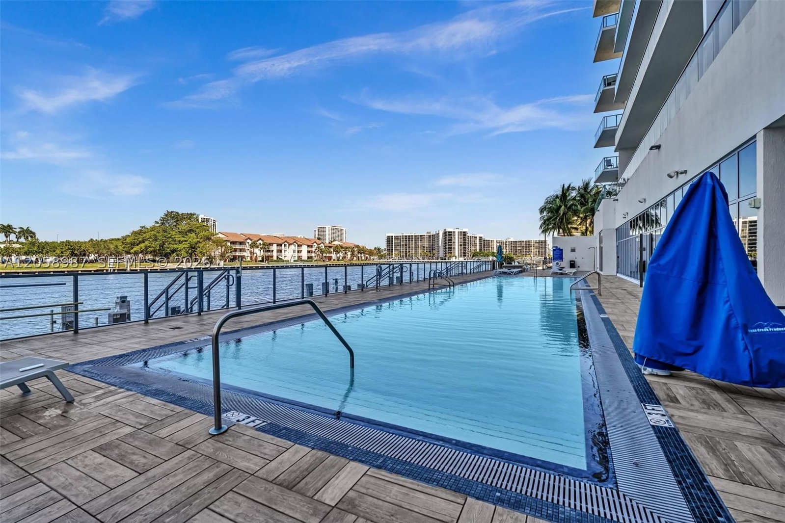 Real estate property located at 4010 Ocean Dr R3305, Broward, 4010 South Ocean Condo, Hollywood, FL