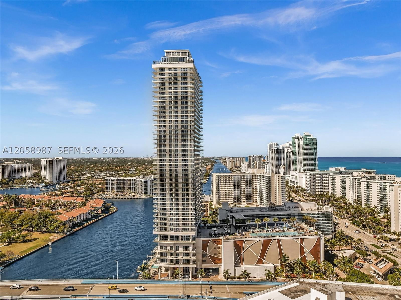 Real estate property located at 4010 Ocean Dr R3305, Broward, 4010 South Ocean Condo, Hollywood, FL
