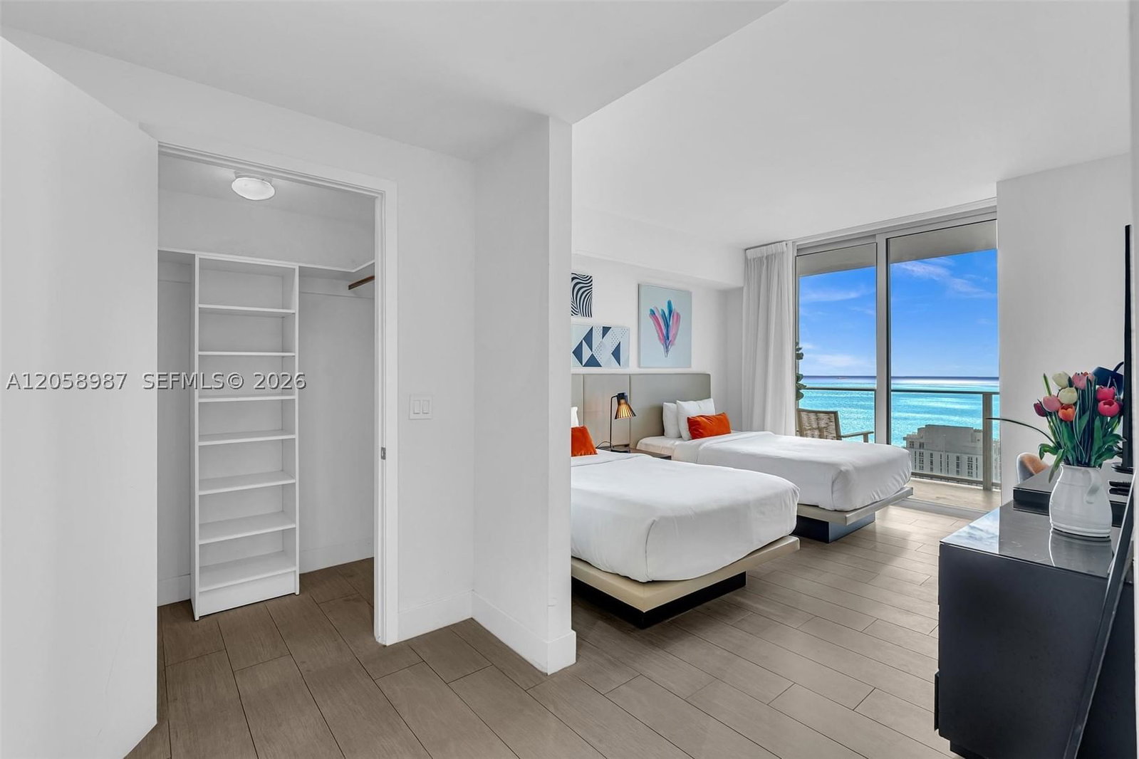 Real estate property located at 4010 Ocean Dr R3305, Broward, 4010 South Ocean Condo, Hollywood, FL