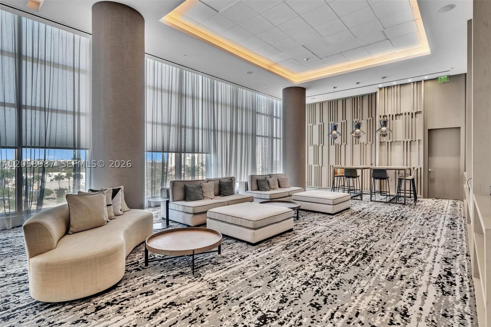Real estate property located at 4010 Ocean Dr R3305, Broward, 4010 South Ocean Condo, Hollywood, FL