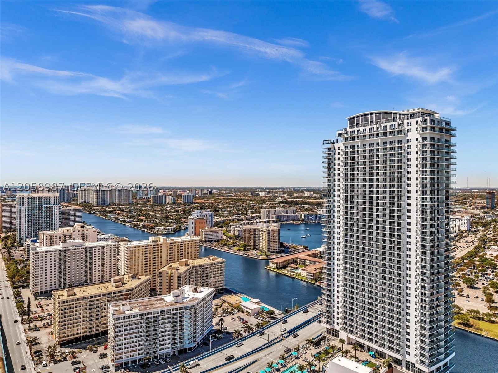 Real estate property located at 4010 Ocean Dr R3305, Broward, 4010 South Ocean Condo, Hollywood, FL