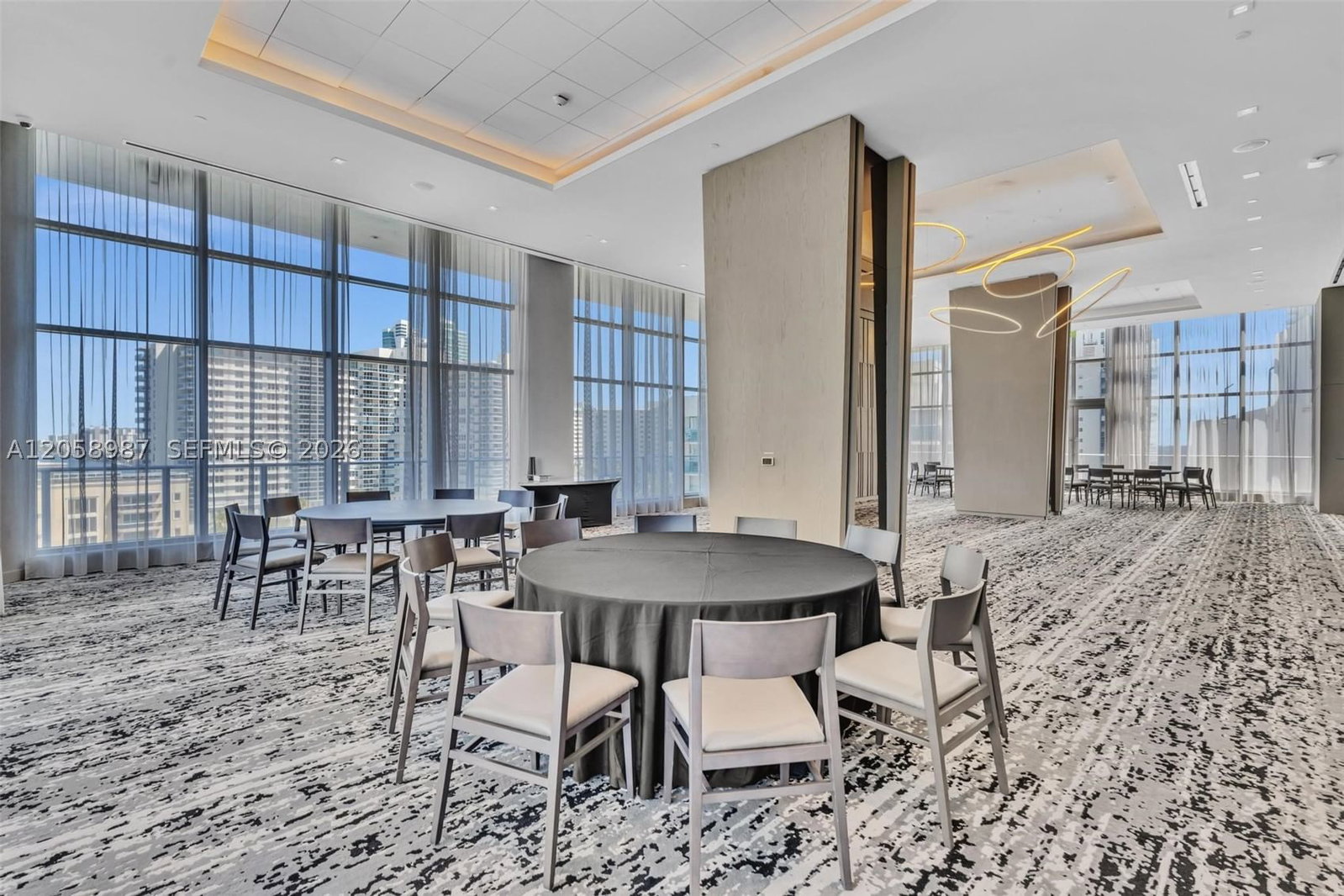 Real estate property located at 4010 Ocean Dr R3305, Broward, 4010 South Ocean Condo, Hollywood, FL
