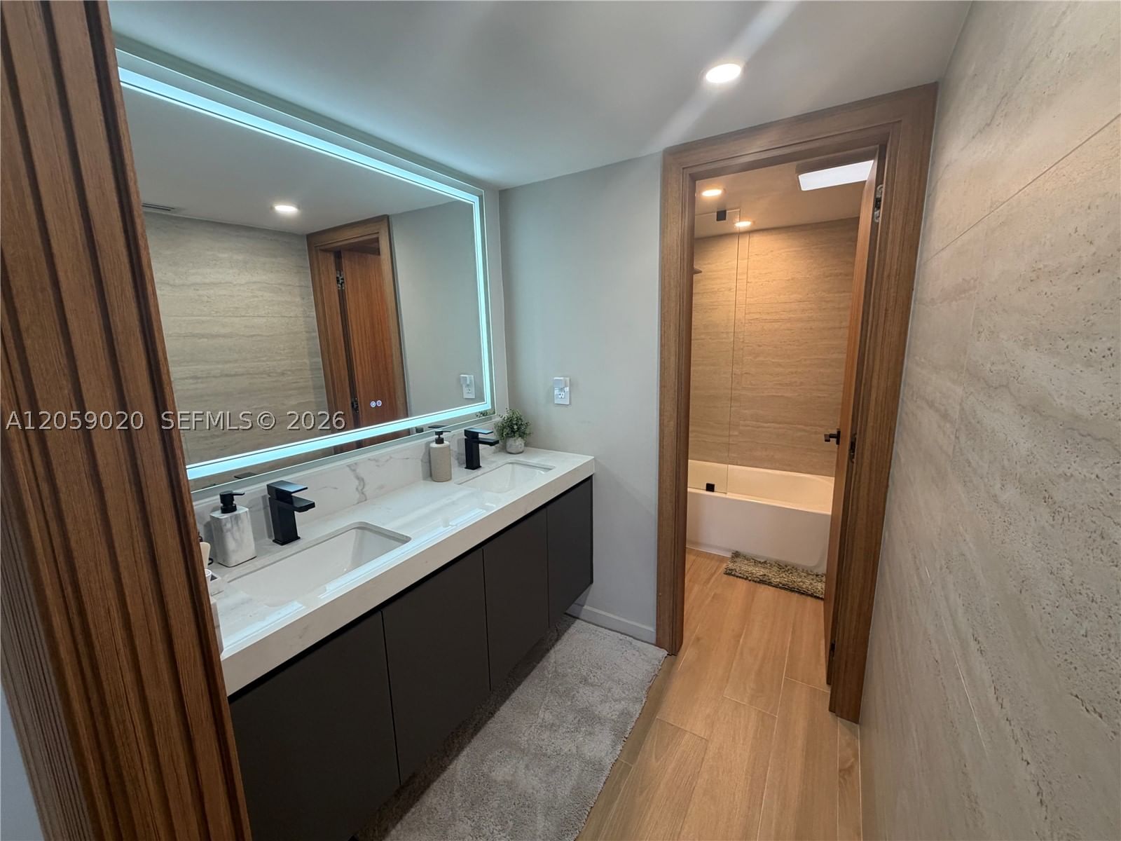 Real estate property located at 3701 Country Club Dr #1209, Miami-dade, Flamenco Condo - Tower I, Aventura, FL