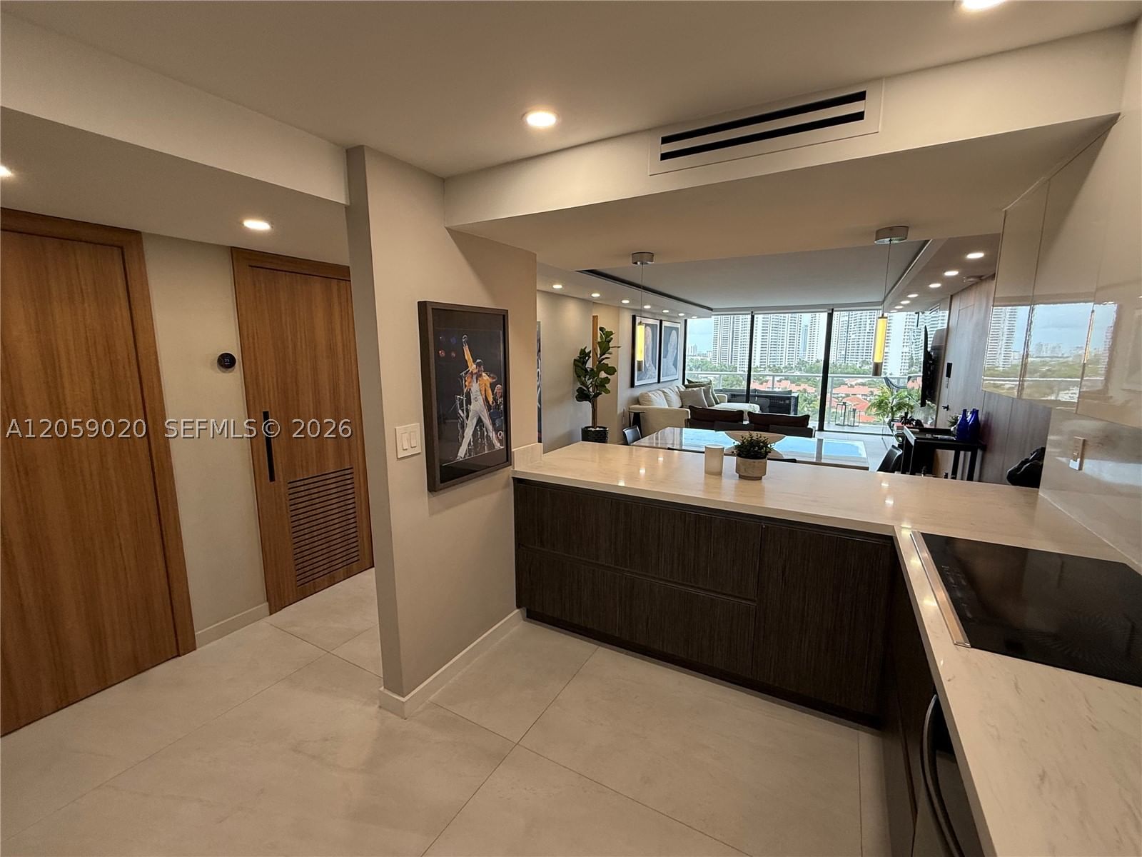 Real estate property located at 3701 Country Club Dr #1209, Miami-dade, Flamenco Condo - Tower I, Aventura, FL