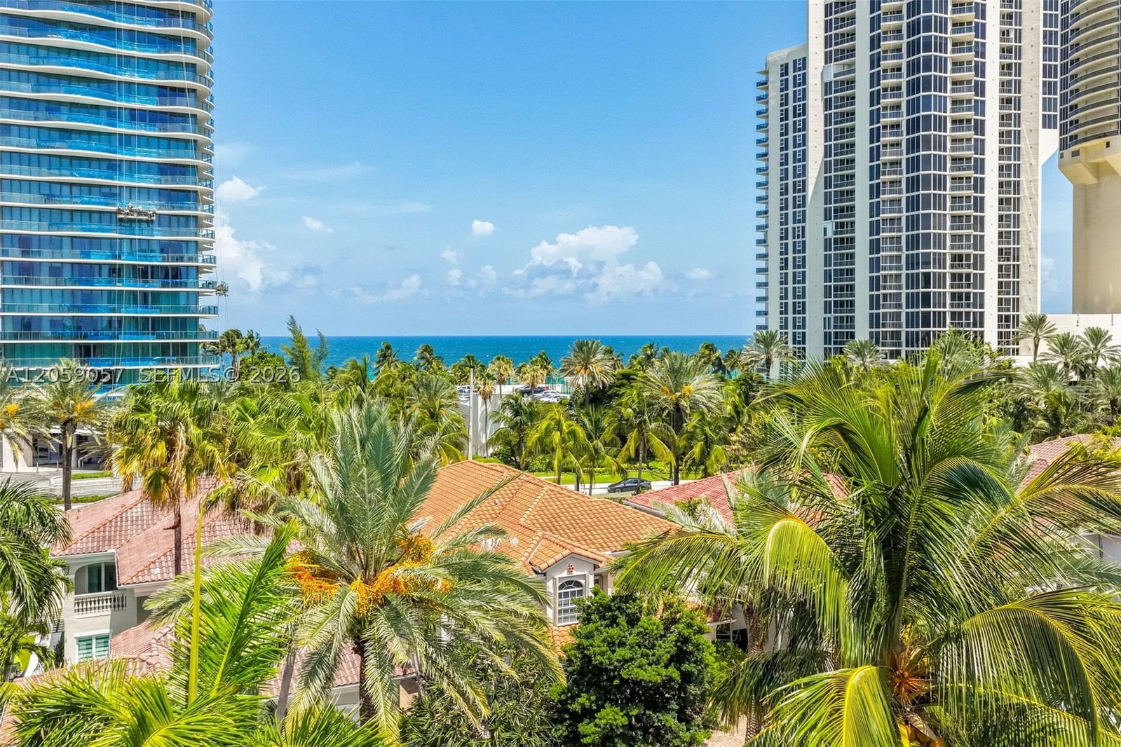 Real estate property located at 4027 194th Trl, Miami-dade, Golden Gate Estates & Mar, Sunny Isles Beach, FL