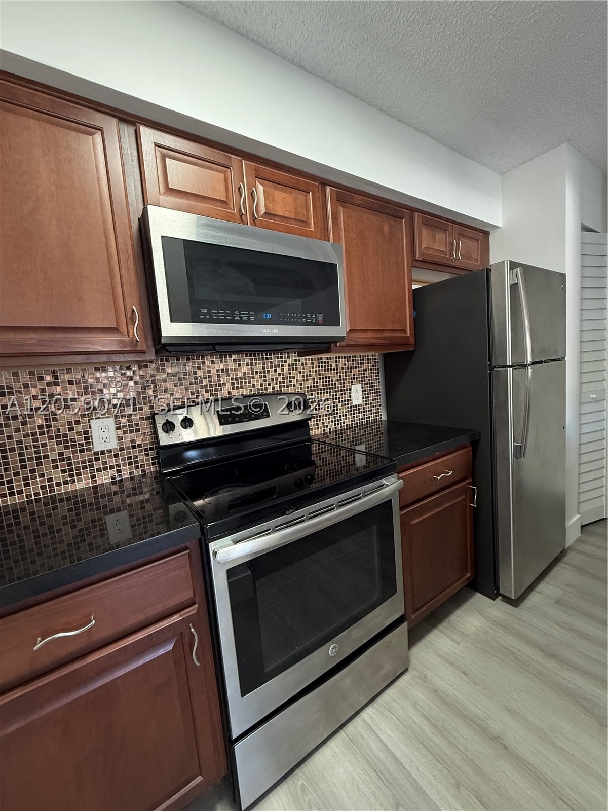 Real estate property located at 510 Park Rd #23-10, Broward, Hollywood Parc Condominiu, Hollywood, FL
