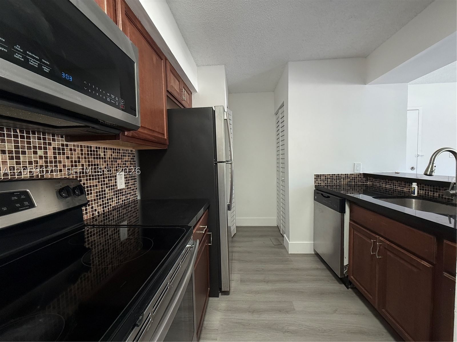 Real estate property located at 510 Park Rd #23-10, Broward, Hollywood Parc Condominiu, Hollywood, FL