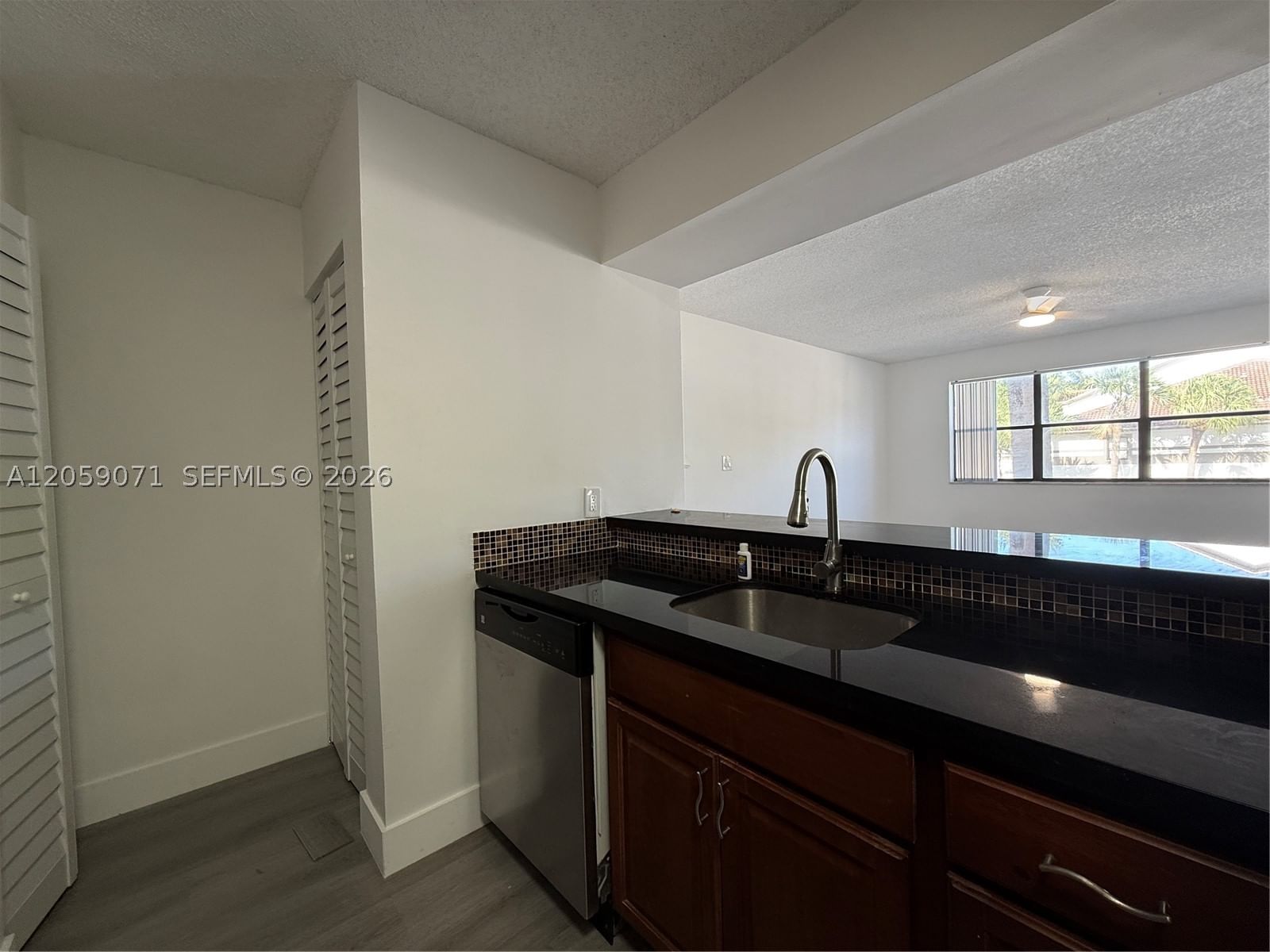 Real estate property located at 510 Park Rd #23-10, Broward, Hollywood Parc Condominiu, Hollywood, FL
