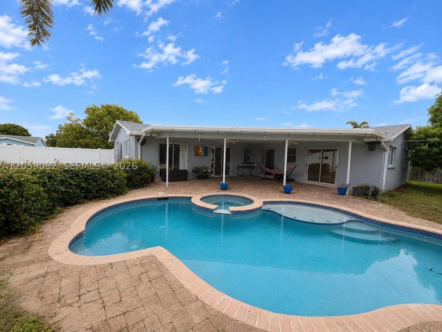 Real estate property located at 1760 12th St, Palm Beach, Boca Raton Square Unit 19, Boca Raton, FL