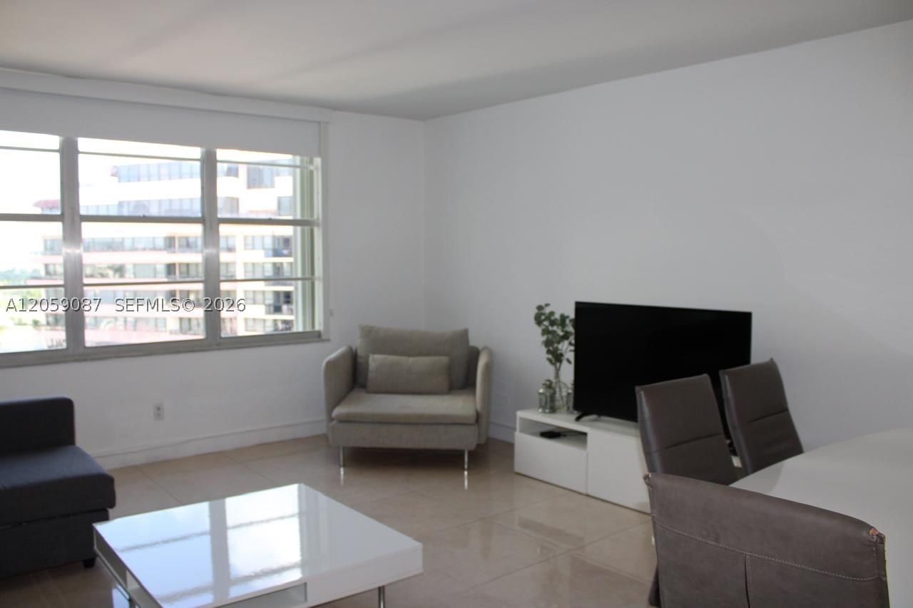 Real estate property located at 5161 Collins Ave #1510, Miami-dade, Seacoast 5151 Condo, Miami Beach, FL