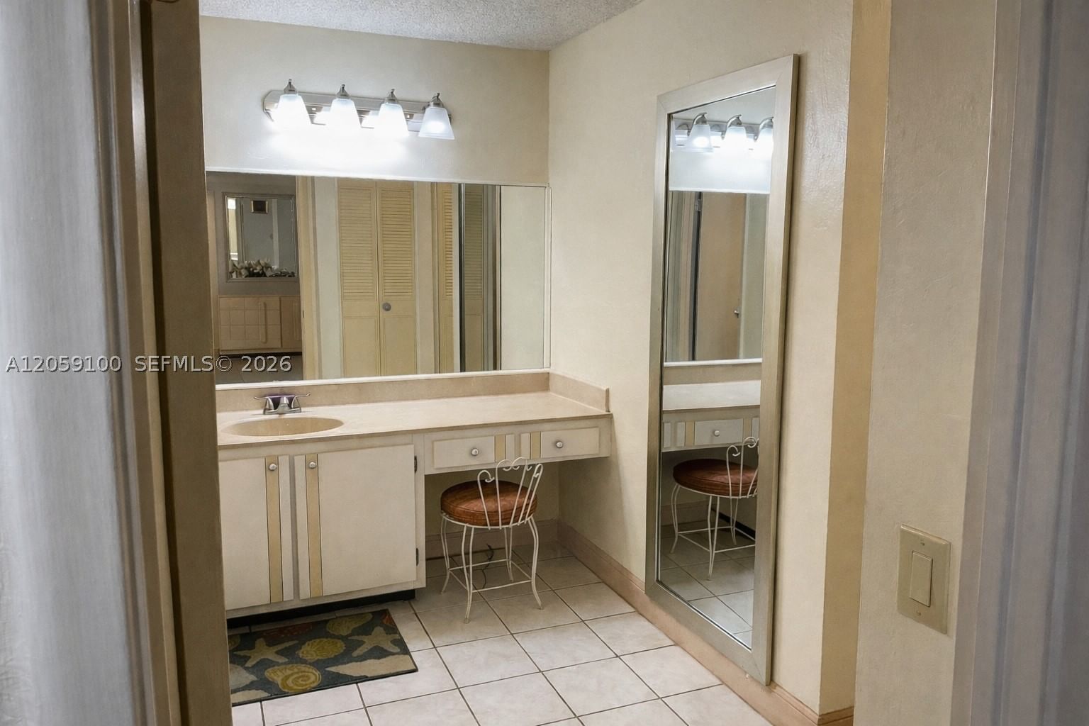 Real estate property located at 20851 San Simeon Way #202, Miami-dade, Fairview Of Calf Cl Condo, Miami, FL