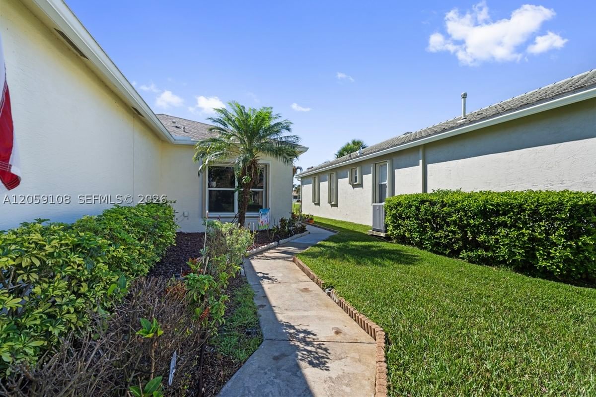 Real estate property located at 337 Maclay Way, St Lucie, Lakeforest Pointe, Port St Lucie, FL
