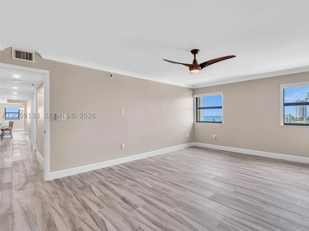 Real estate property located at 1201 Ocean Dr #802S, Broward, Summit Condo, Hollywood, FL