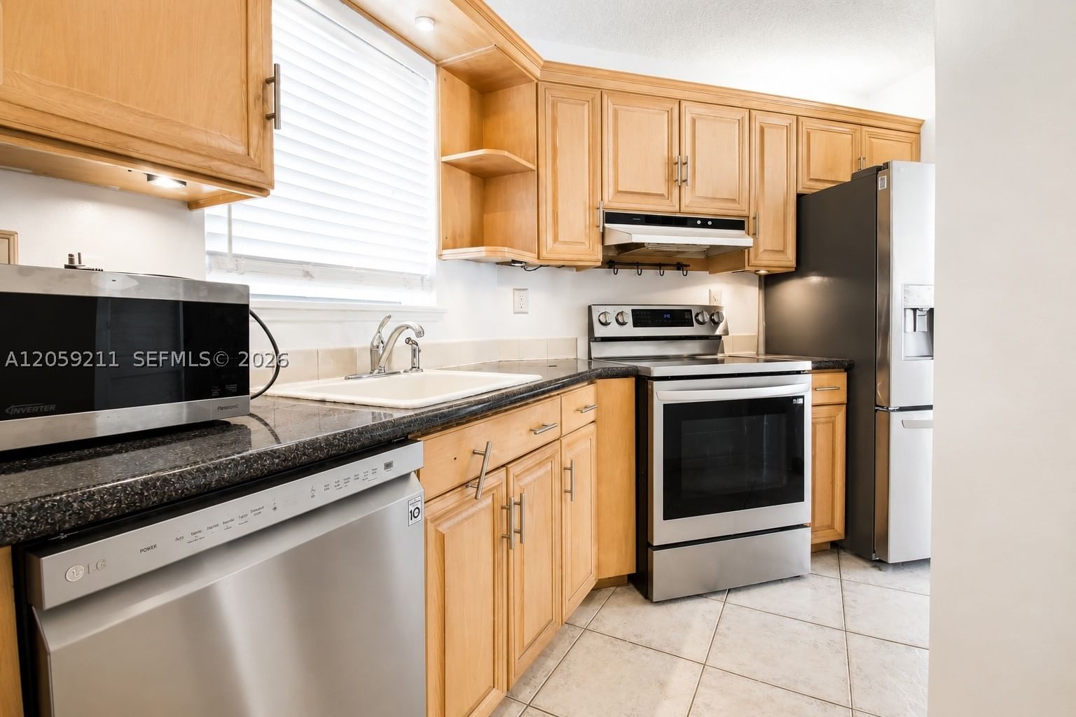 Real estate property located at 6855 Broward Blvd #300, Broward, Plantation Club B Condo, Plantation, FL