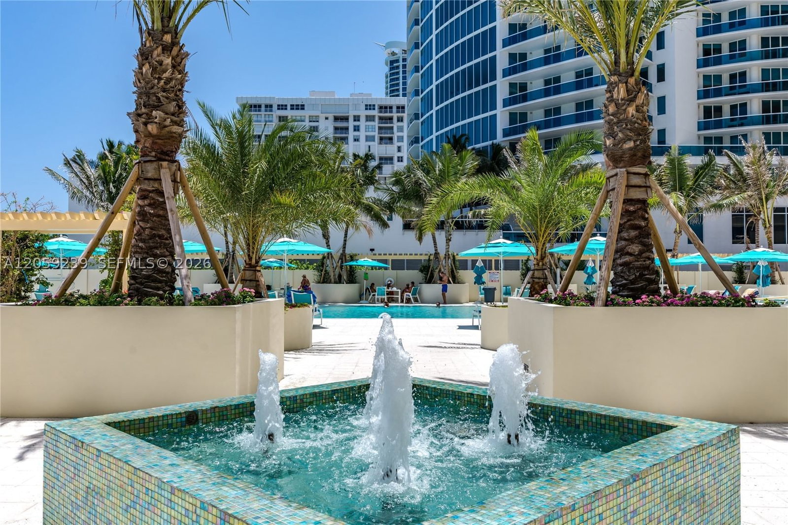 Real estate property located at 2501 Ocean Dr #1527, Broward, Wave Condo, Hollywood, FL