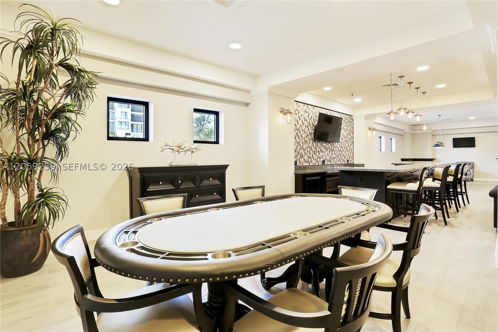 Real estate property located at 2501 Ocean Dr #1527, Broward, Wave Condo, Hollywood, FL