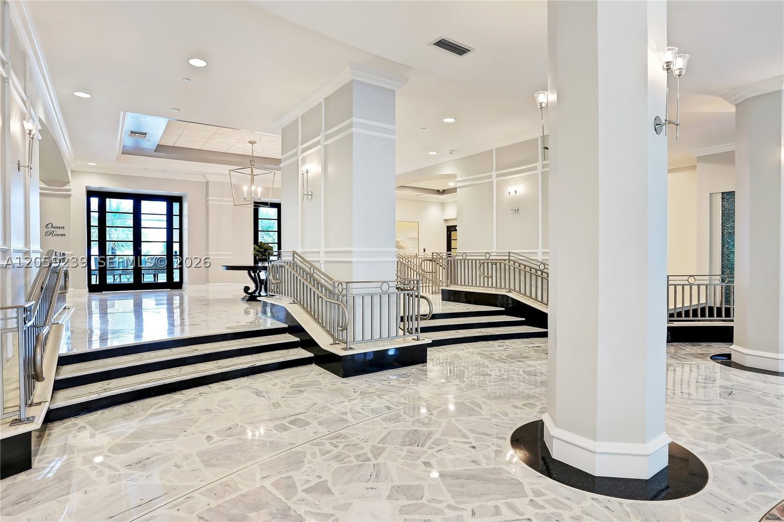 Real estate property located at 2501 Ocean Dr #1527, Broward, Wave Condo, Hollywood, FL