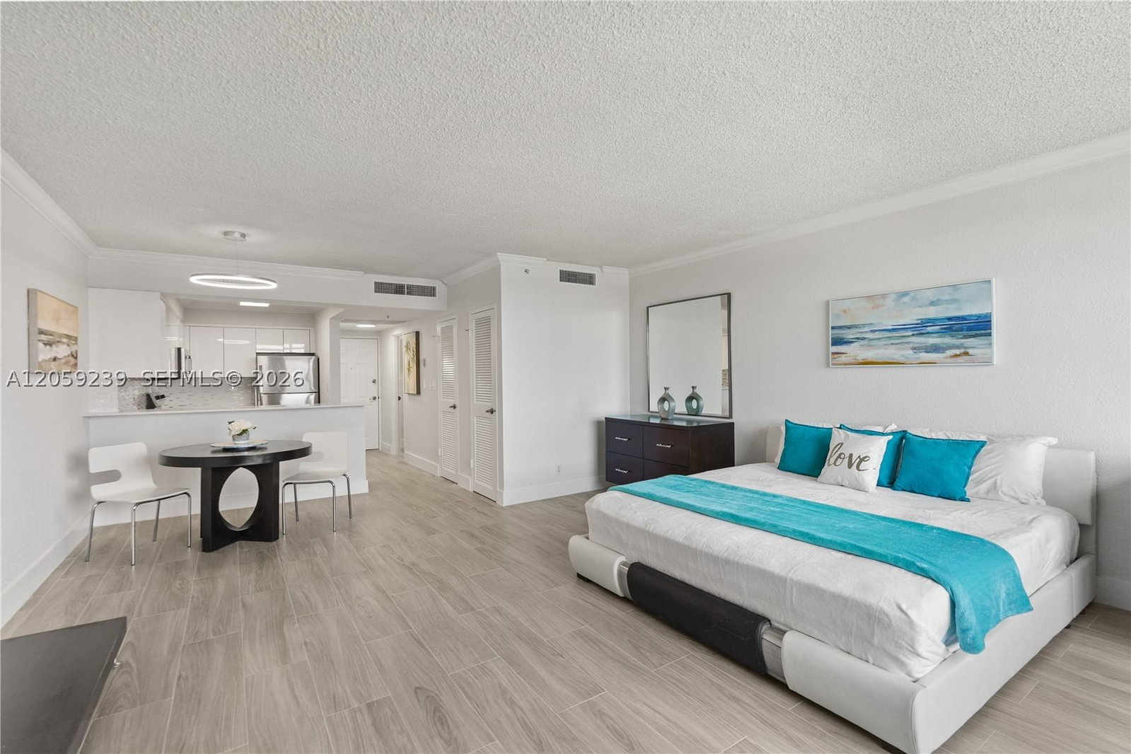 Real estate property located at 2501 Ocean Dr #1527, Broward, Wave Condo, Hollywood, FL
