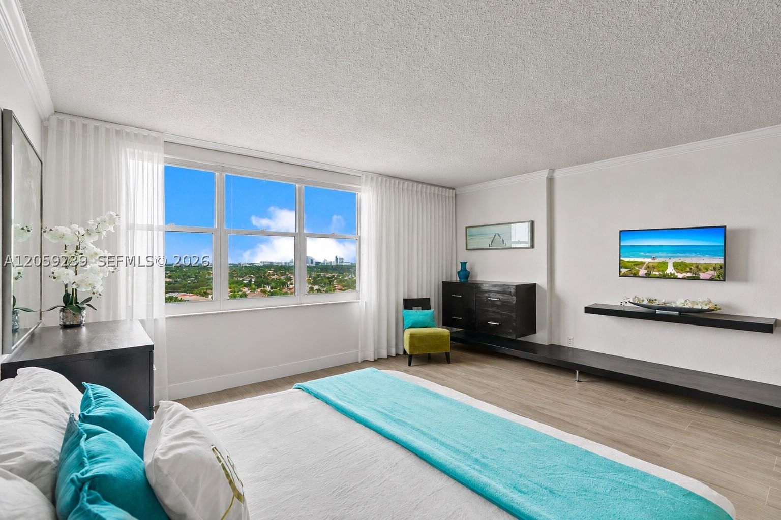 Real estate property located at 2501 Ocean Dr #1527, Broward, Wave Condo, Hollywood, FL