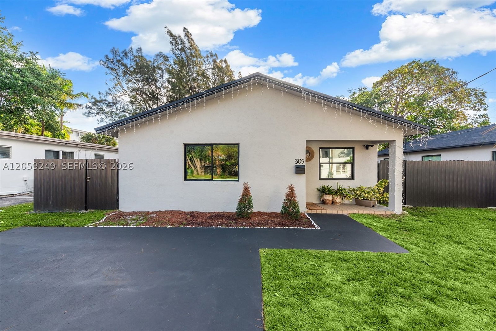 Real estate property located at 309 3rd Ave, Broward, Hallandale Park No 3, Hallandale Beach, FL