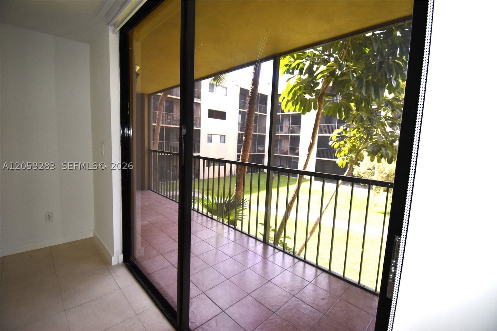 Real estate property located at 8625 8th St #213, Miami-dade, Fox Chase Condo #2, Miami, FL