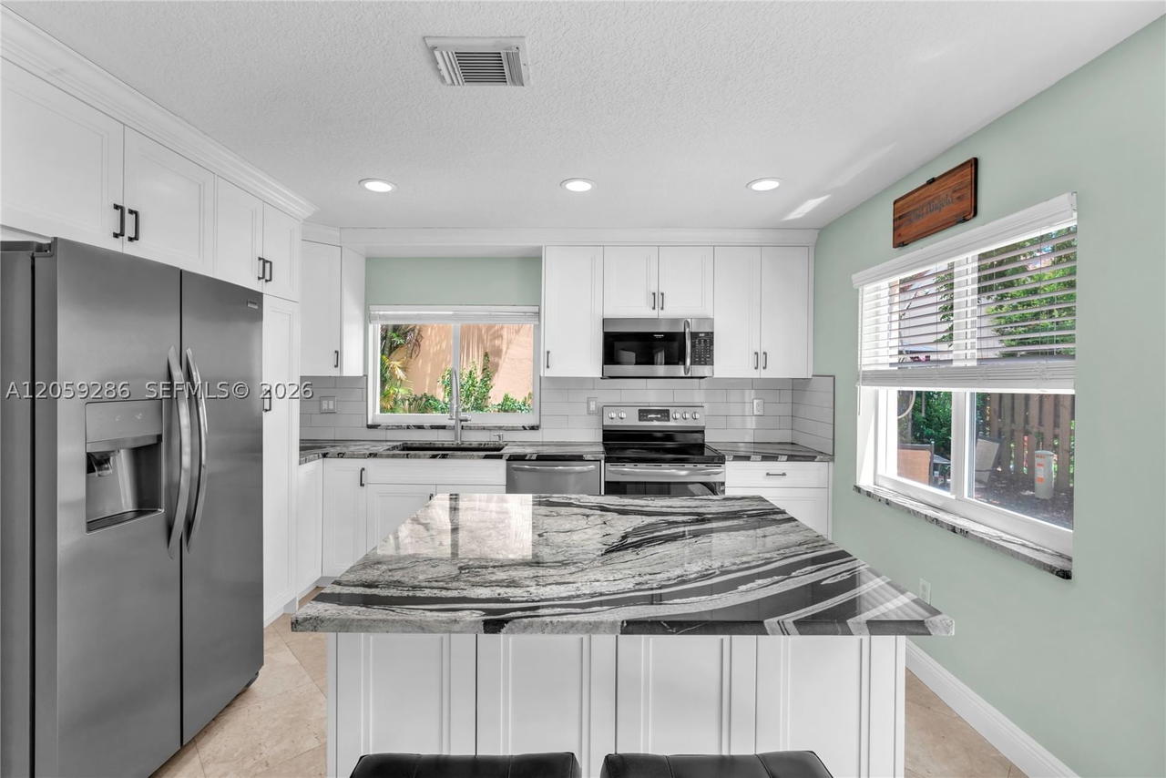 Real estate property located at 6040 44th Lane, Broward, Winston Park, Coconut Creek, FL