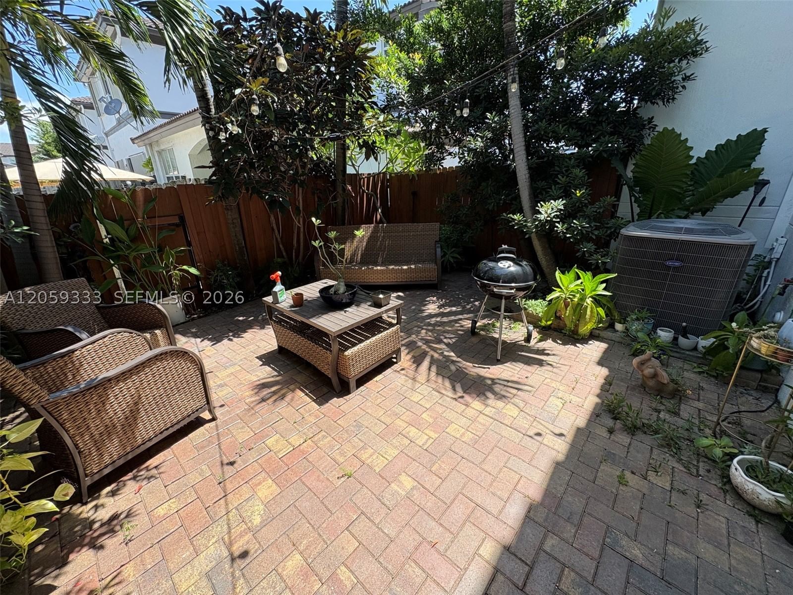 Real estate property located at 11623 78th St, Miami-dade, Doral Isles North Sec Two, Doral, FL