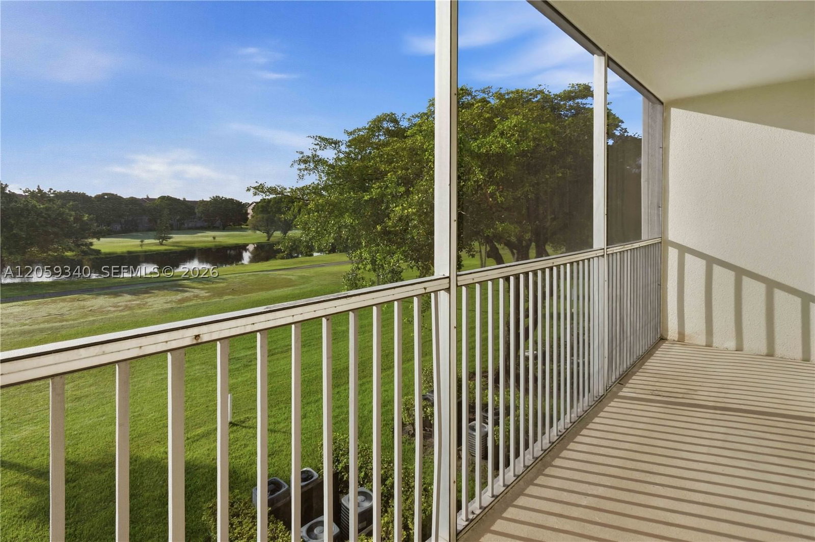 Real estate property located at 101 132nd Way #305J, Broward, New Hampton At Century Vi, Pembroke Pines, FL