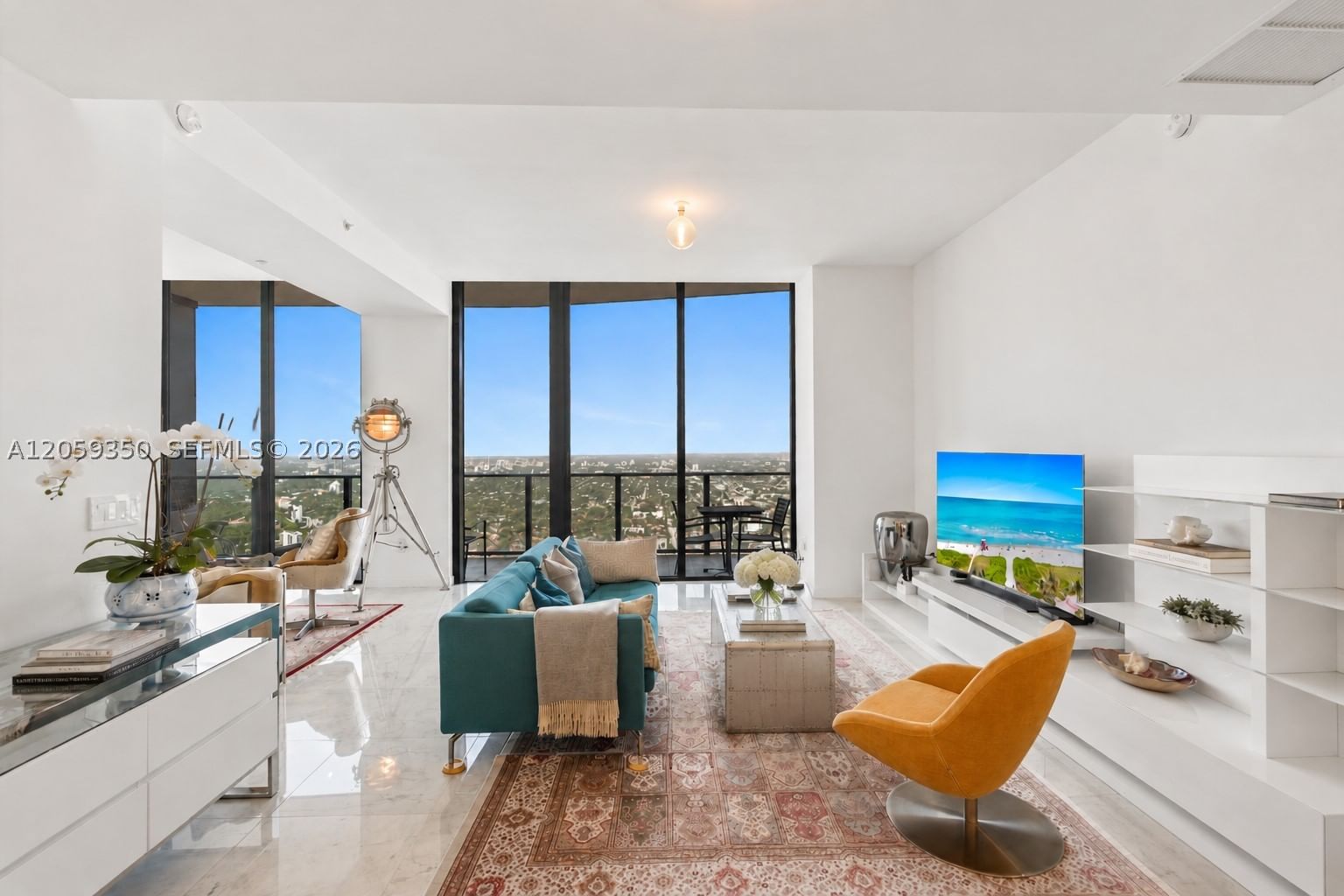 Real estate property located at 1000 Brickell PH6106, Miami-dade, Brickell Flatiron, Miami, FL