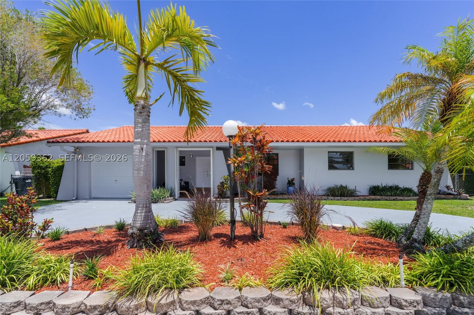 Real estate property located at 13131 5th St, Miami-dade, Clasca Villas, Miami, FL