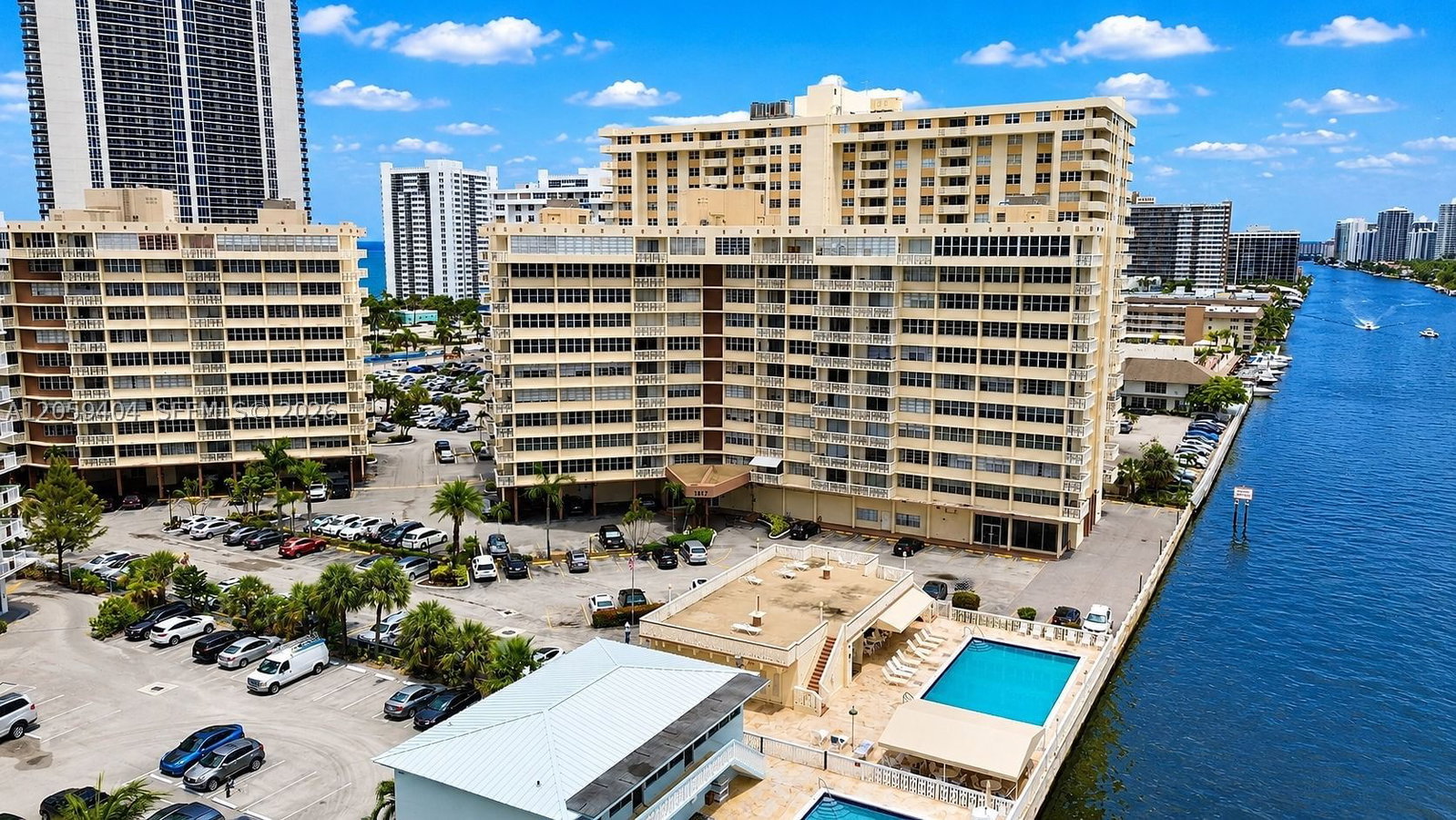 Real estate property located at 1817 Ocean Dr #215, Broward, Imperial Towers Condo, Hallandale Beach, FL
