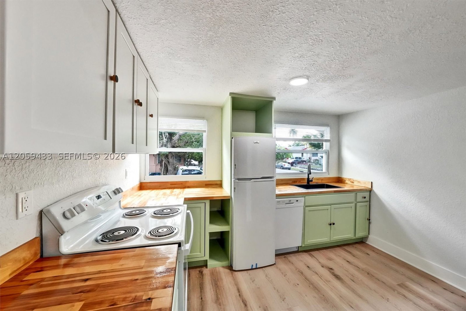 Real estate property located at 244 14th Ave, Miami-dade, Lawrence Estates Land Cos, Miami, FL