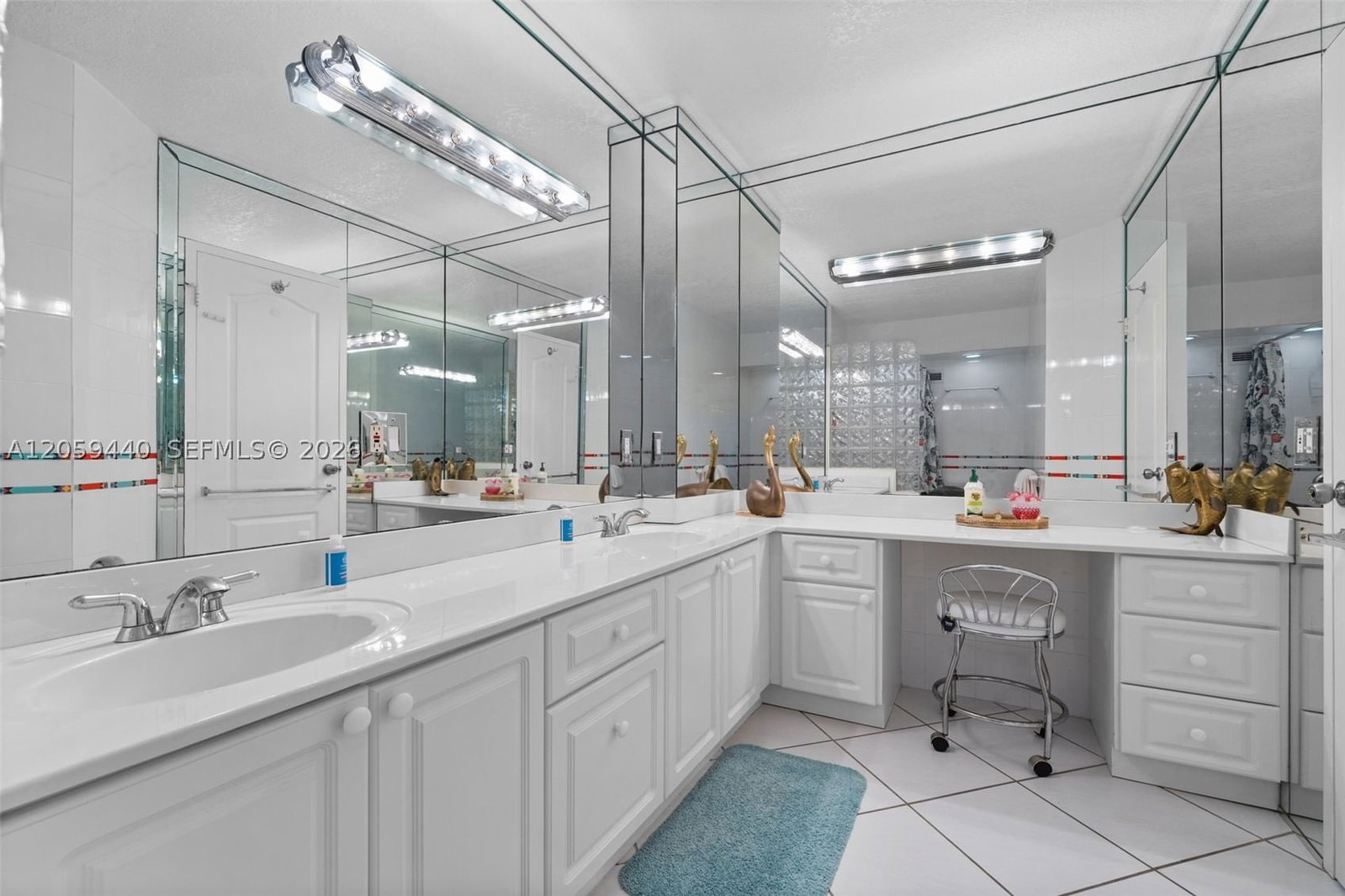 Real estate property located at 3725 Ocean Dr #1204, Broward, Sea Air Towers Condo, Hollywood, FL