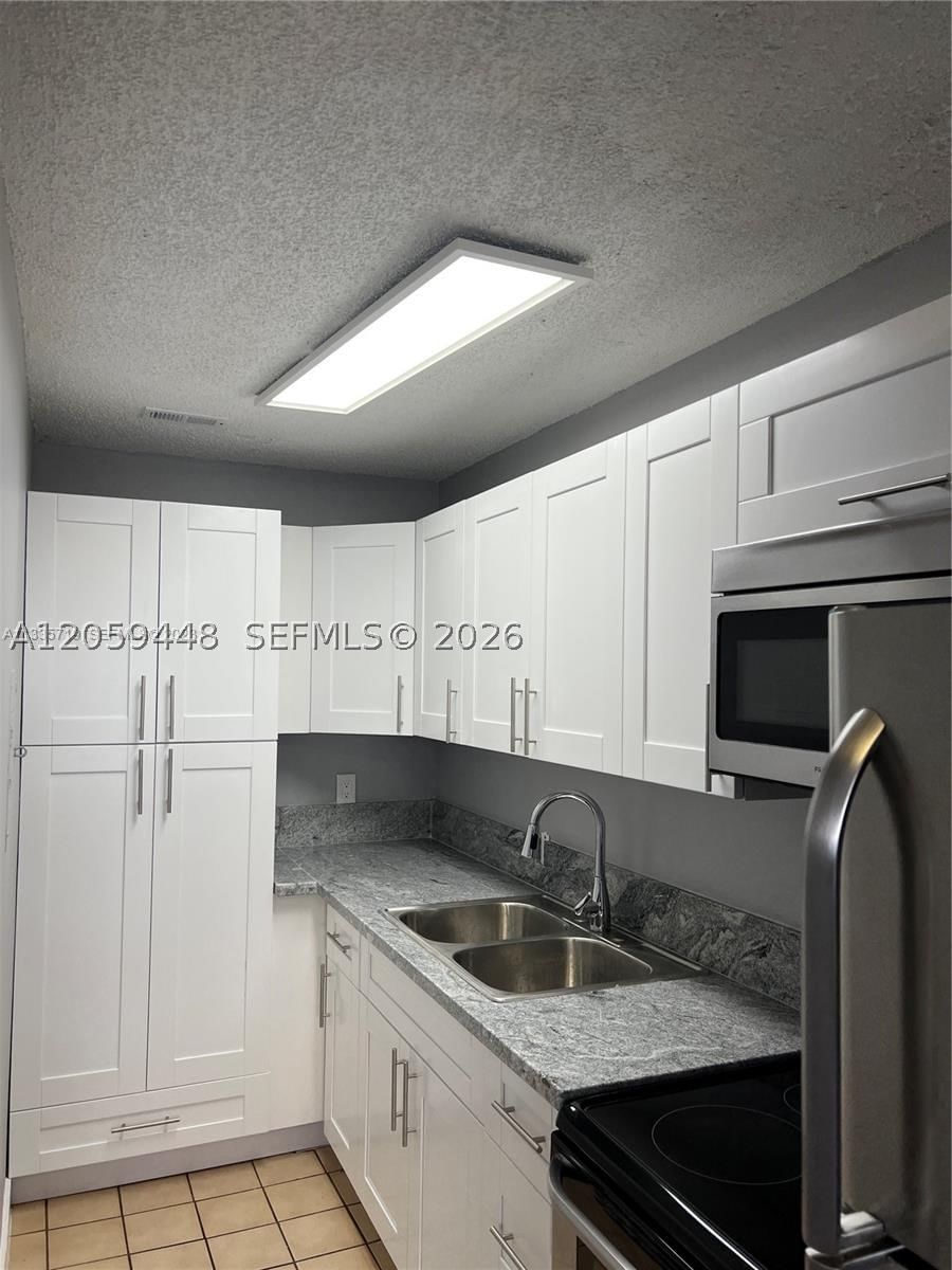 Real estate property located at 645 68th St #645, Miami-dade, Floridian Villas Condo Ph, Hialeah, FL