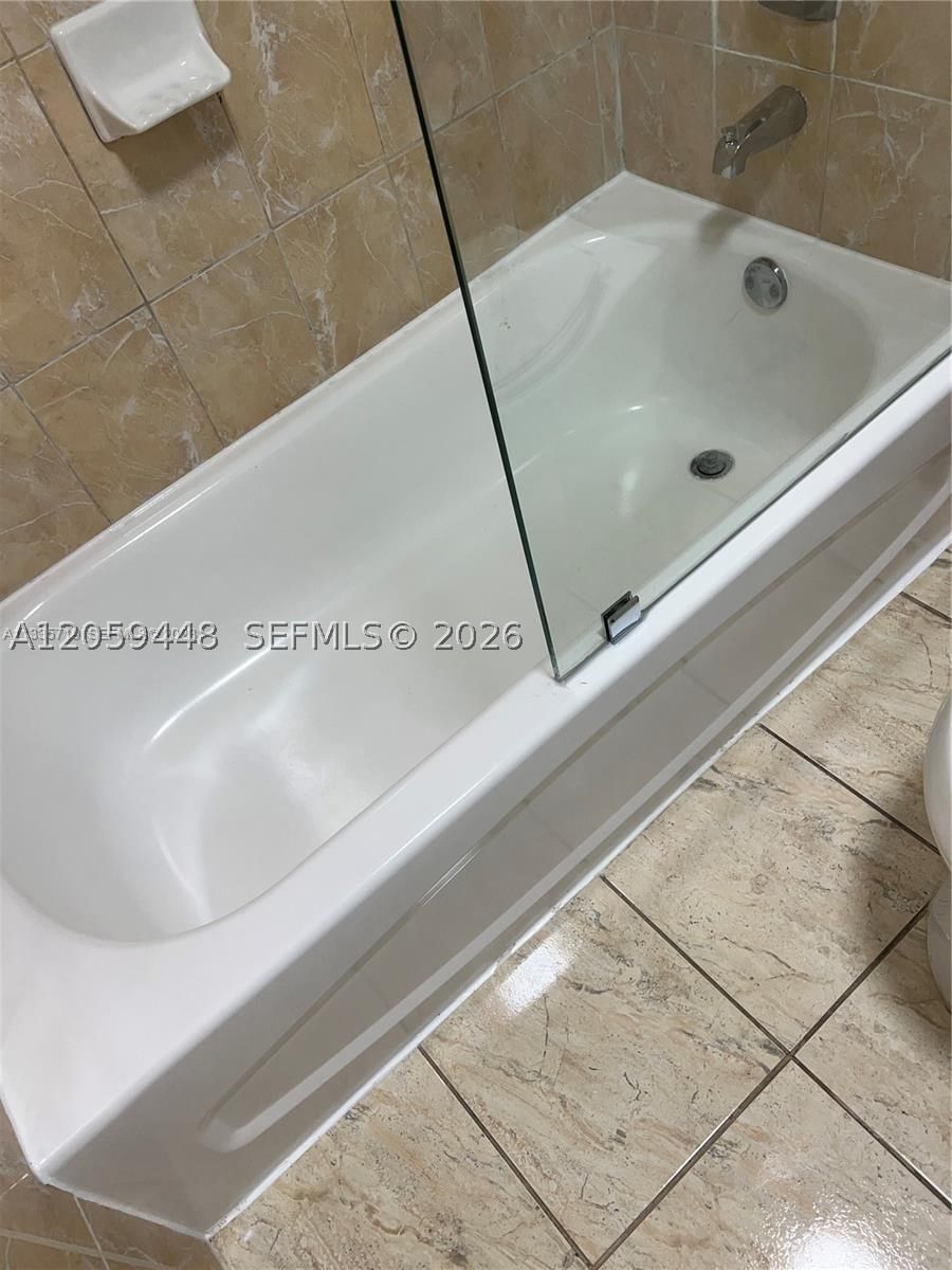 Real estate property located at 645 68th St #645, Miami-dade, Floridian Villas Condo Ph, Hialeah, FL