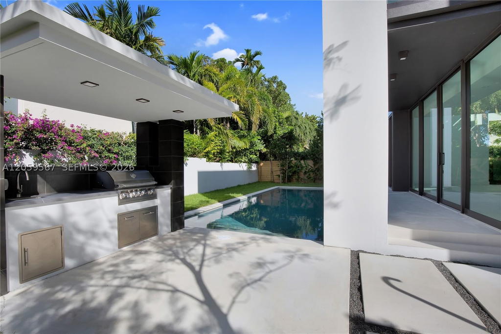 Real estate property located at 5630 Pine Tree Dr, Miami-dade, Beach View Sub, Miami Beach, FL