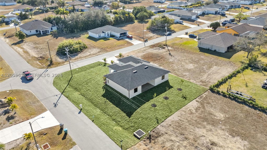 Real estate property located at 1430 6th pl, Lee, 014423c2024530390, Cape Coral, FL