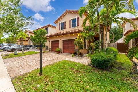 Real estate property located at 462 33rd Ter, Miami-dade, Baywinds Of Flores, Homestead, FL