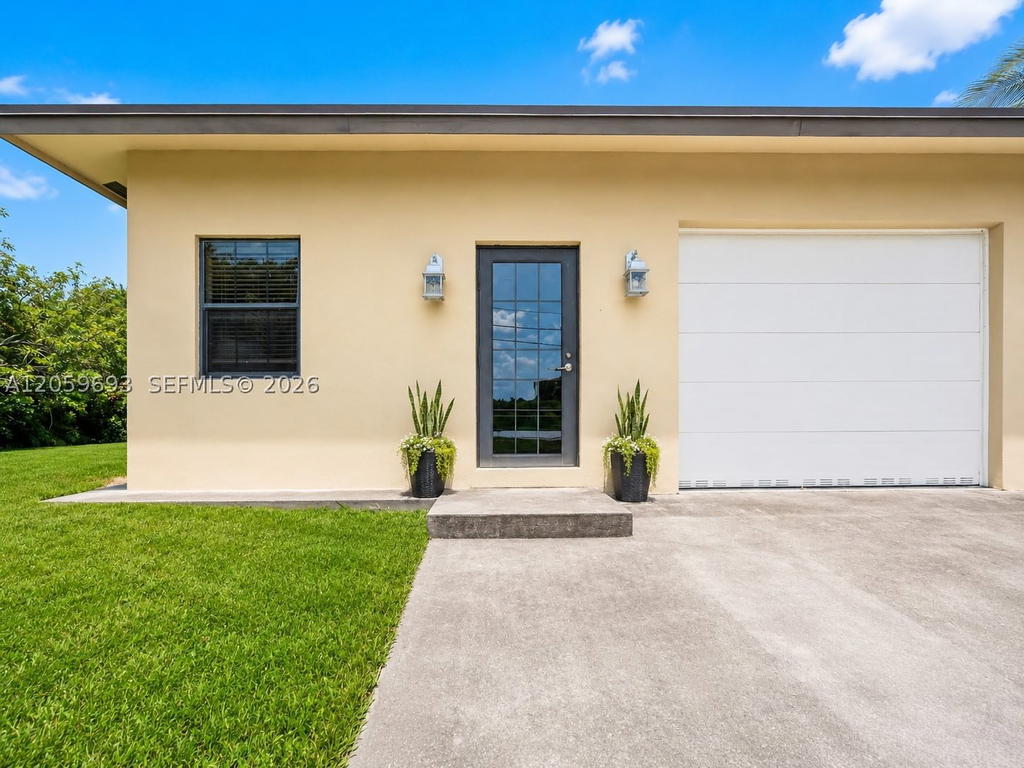 Real estate property located at 13602 24th St, Broward, Fla Fruit Lands Co, Davie, FL