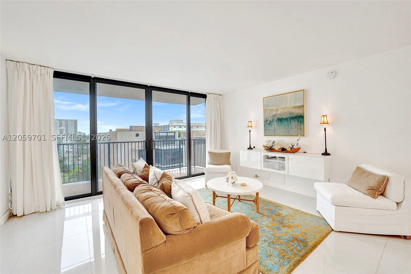 Real estate property located at 2201 Ocean Dr #604, Broward, Quadomain Tower I And Iv, Hollywood, FL