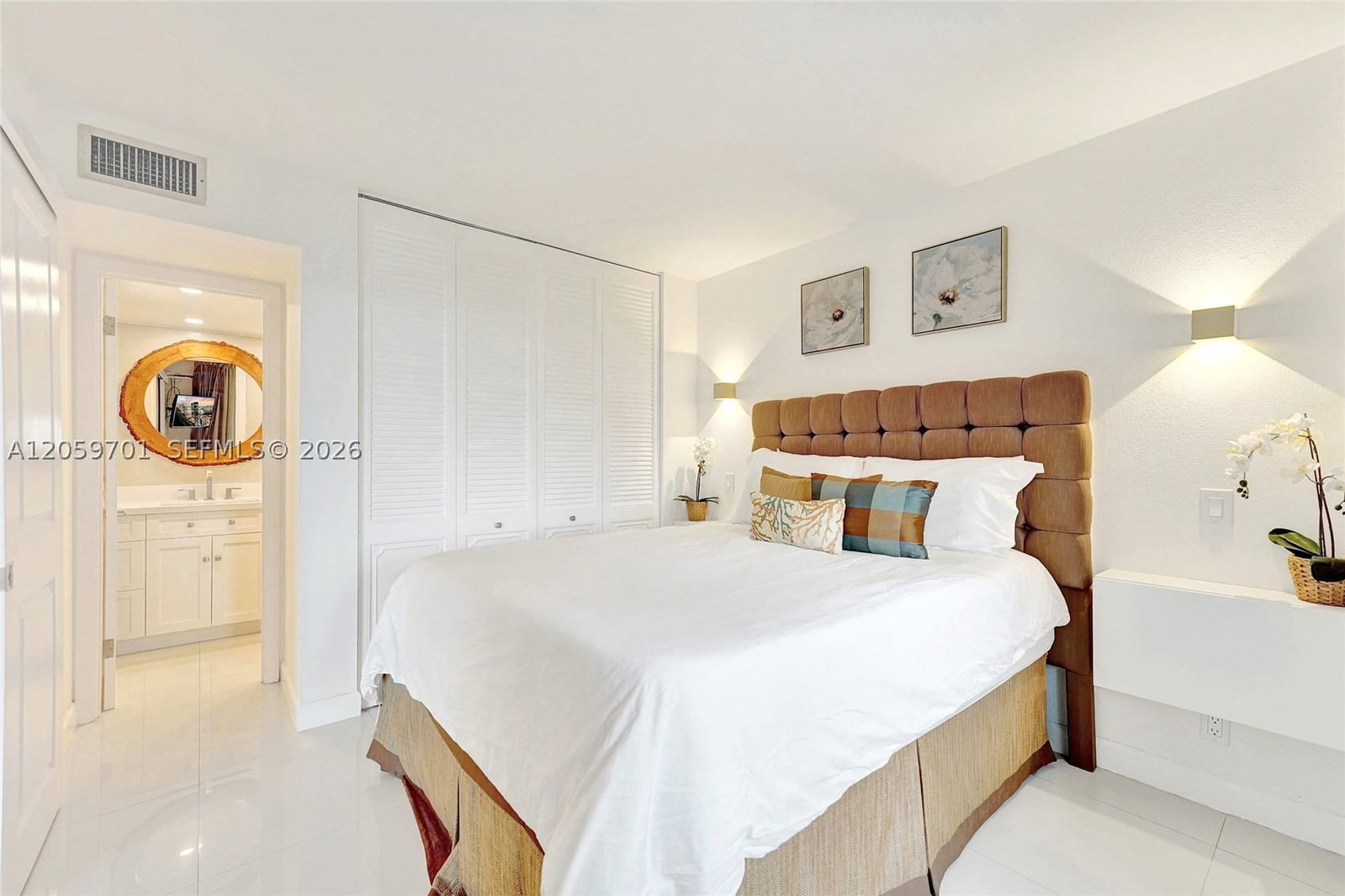 Real estate property located at 2201 Ocean Dr #604, Broward, Quadomain Tower I And Iv, Hollywood, FL