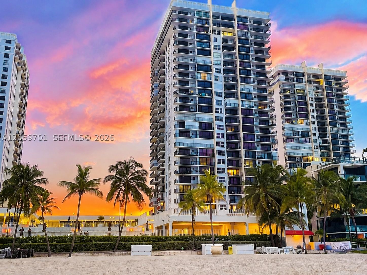 Real estate property located at 2201 Ocean Dr #604, Broward, Quadomain Tower I And Iv, Hollywood, FL