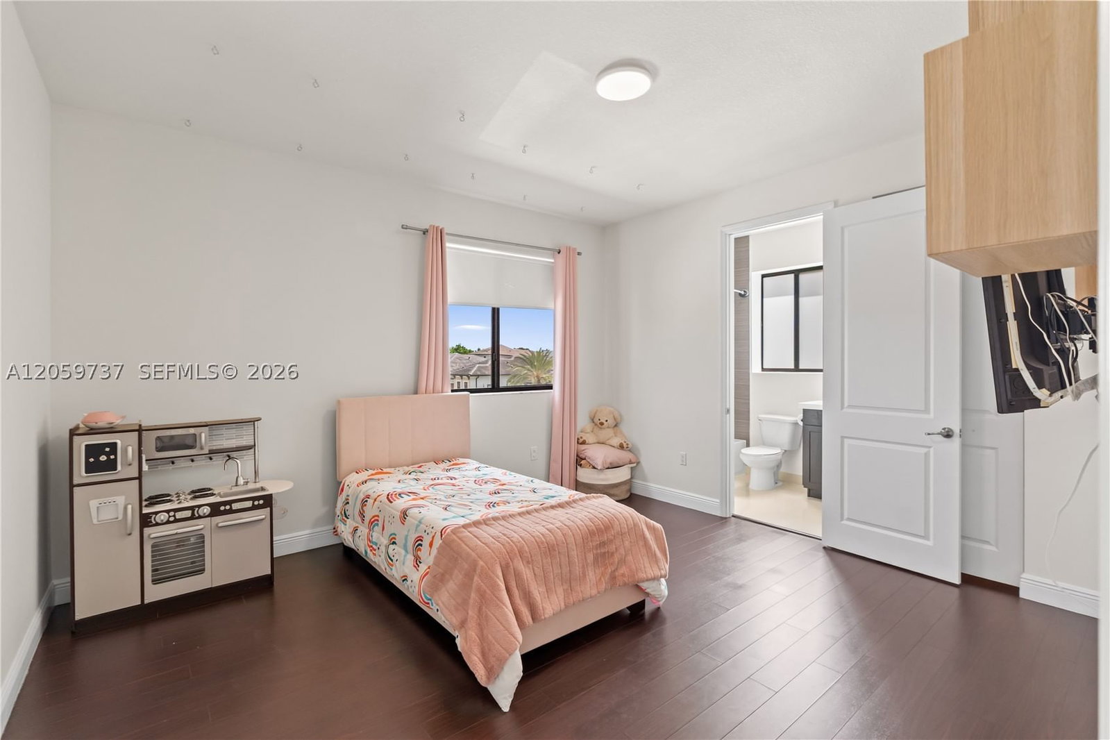 Real estate property located at 14550 32nd st, Miami-dade, Palmera Estates, Miami, FL