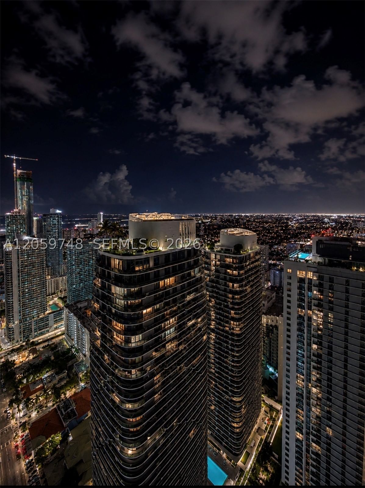 Real estate property located at 801 Miami Ave #5509, Miami-dade, 801 Sma Residences Condo, Miami, FL