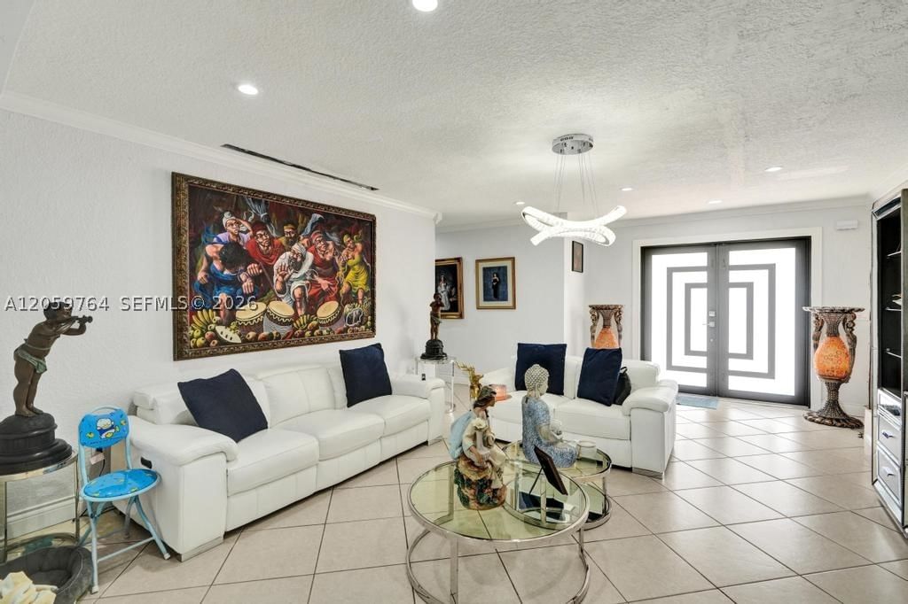 Real estate property located at 2711 117th Ct, Miami-dade, Southern Estates 13th Add, Miami, FL