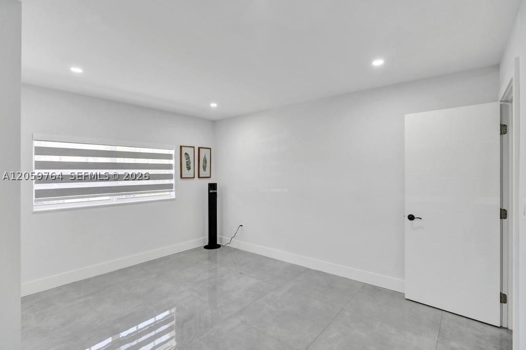 Real estate property located at 2711 117th Ct, Miami-dade, Southern Estates 13th Add, Miami, FL