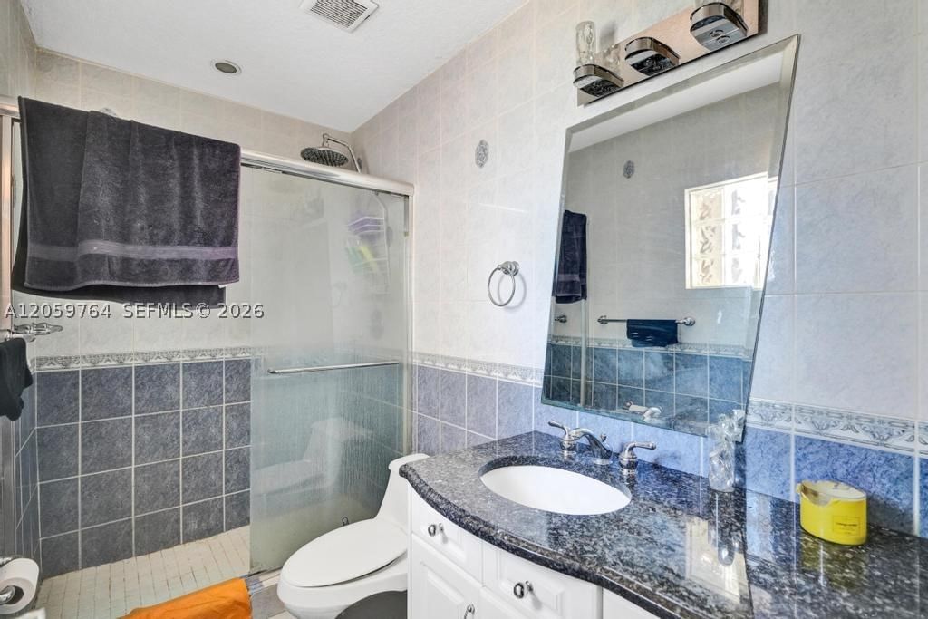 Real estate property located at 2711 117th Ct, Miami-dade, Southern Estates 13th Add, Miami, FL