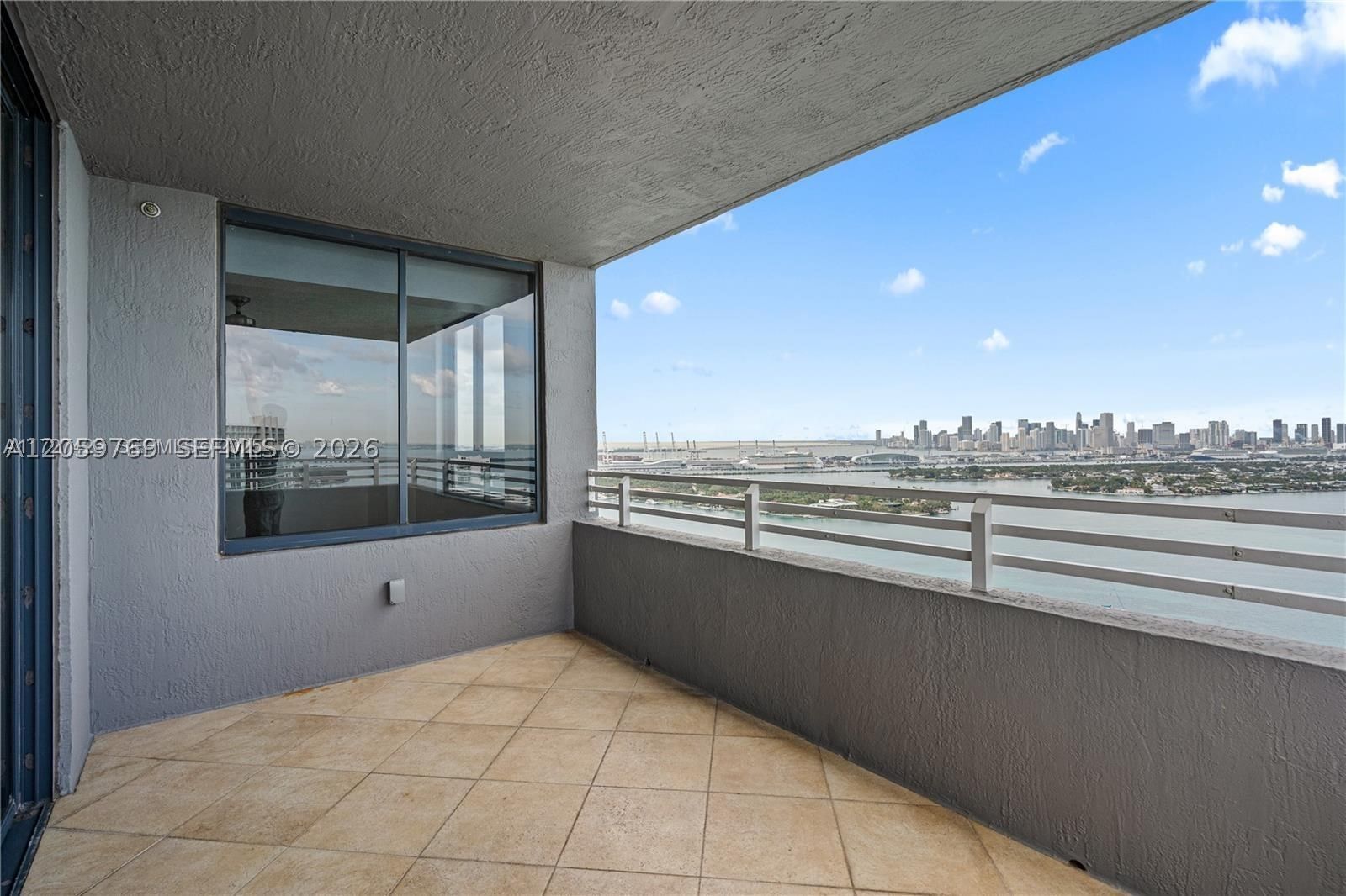 Real estate property located at 1330 West Ave #2601, Miami-dade, The Waverly At South Beac, Miami Beach, FL