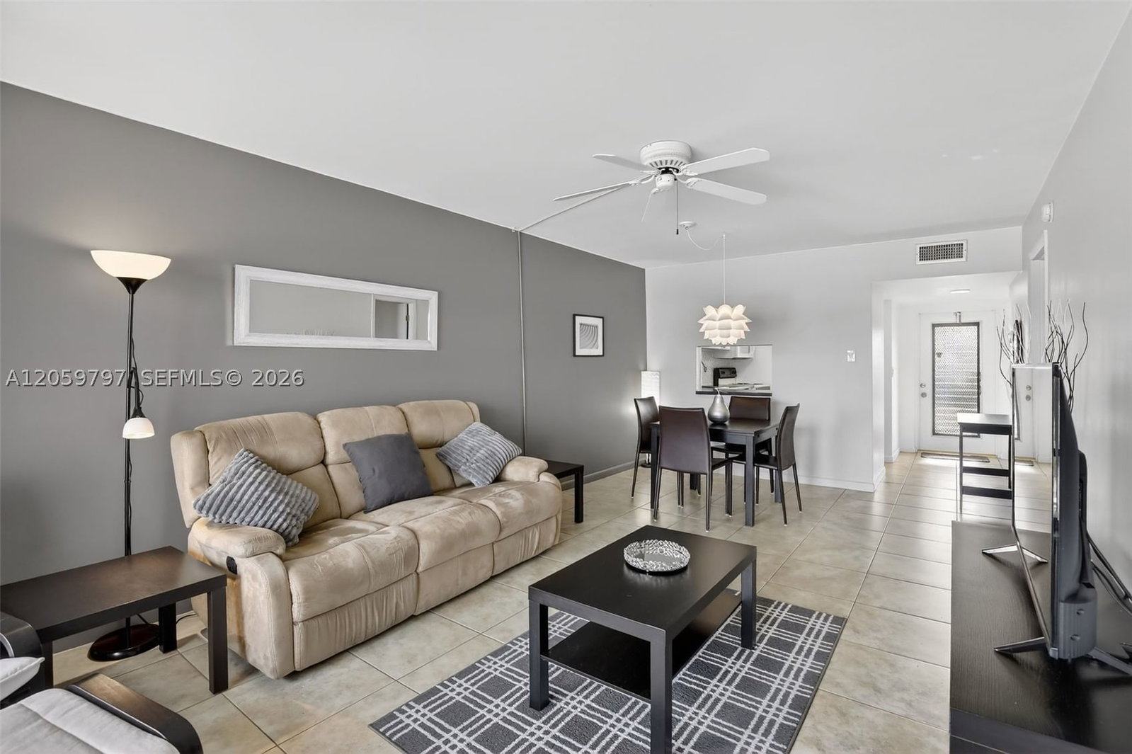 Real estate property located at 7897 Golf Circle Dr #307, Broward, Oriole Golf & Tennis Club, Margate, FL