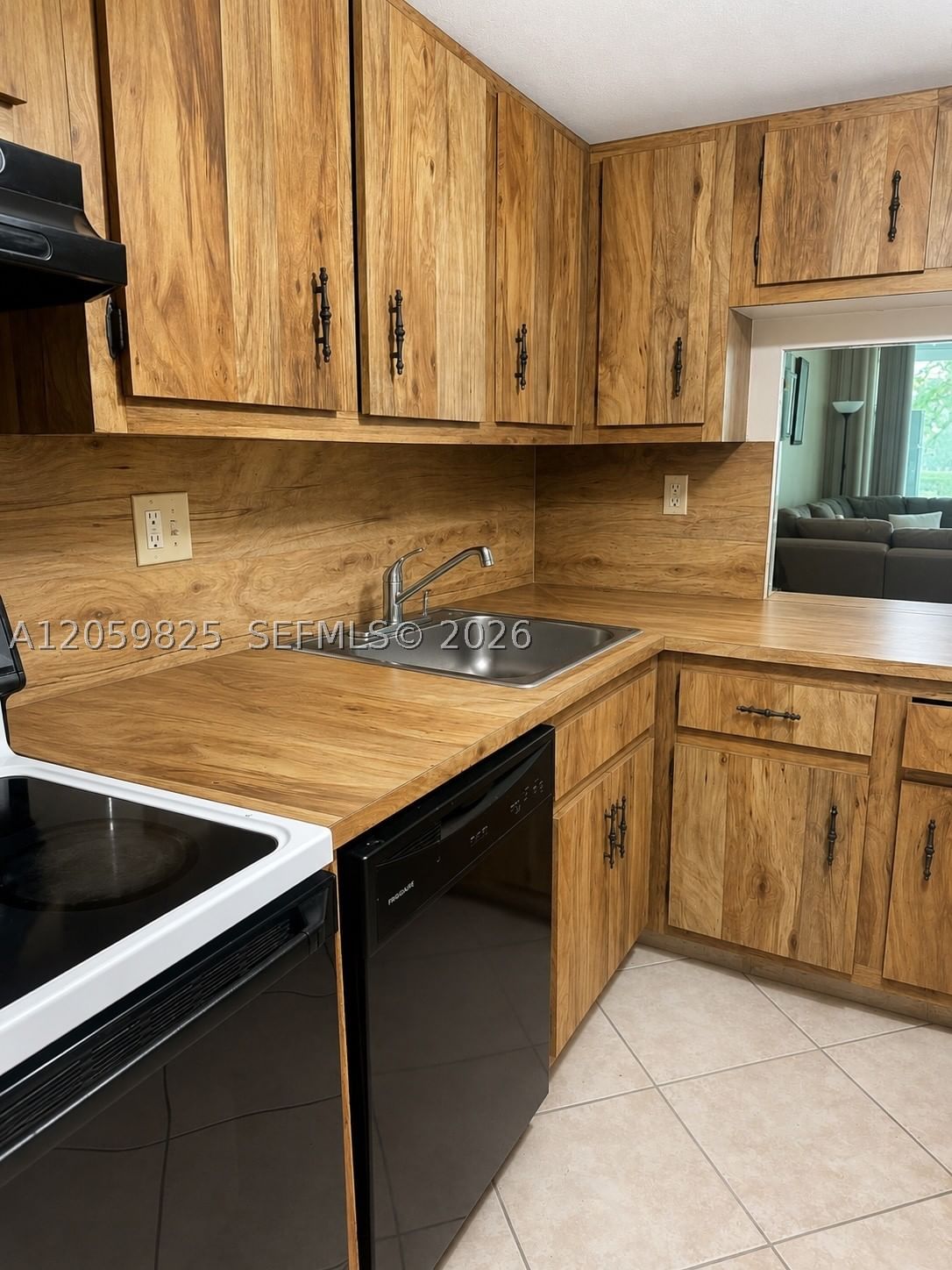 Real estate property located at 8340 SANDS POINT BLVD p107, Broward, Sands Point Condominium Iv, Tamarac, FL